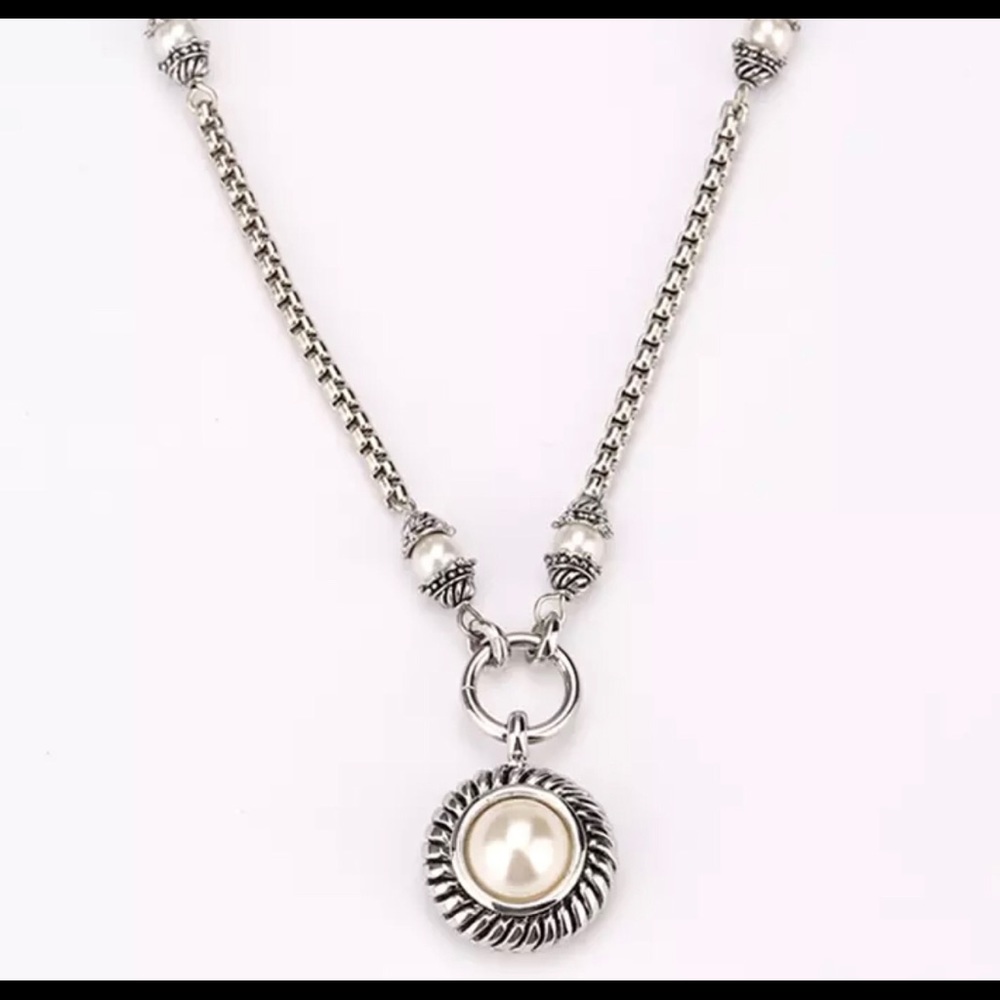 Necklace pearl cute !